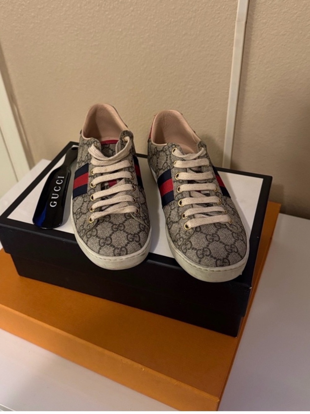 Gucci Ace GG Supreme sneakers Women